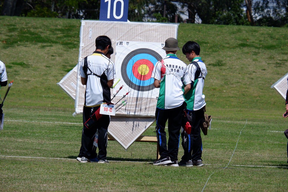 nodaiarchery's tweet photo. こんにちは☀️農大洋弓部です🏹

昨日4/11にリーグ戦第1記録会が行われました🙌
男子は3位、女子は5位という結果でした✨

来週の第2記録会までに各々課題と向き合い
男女共に入れ替え戦に出場できるように頑張ります🔥
応援よろしくお願いします✨️ https://t.co/5JGpKP7wkw