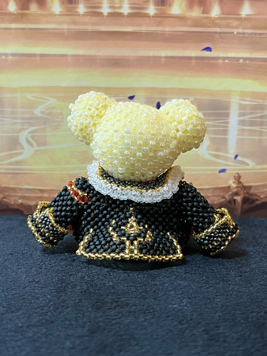 アニバスキンのシエテをモチーフにしたクマ出来上がった〜✨

装飾が多くて難しかったけど、どうにか形にできて嬉しい！！