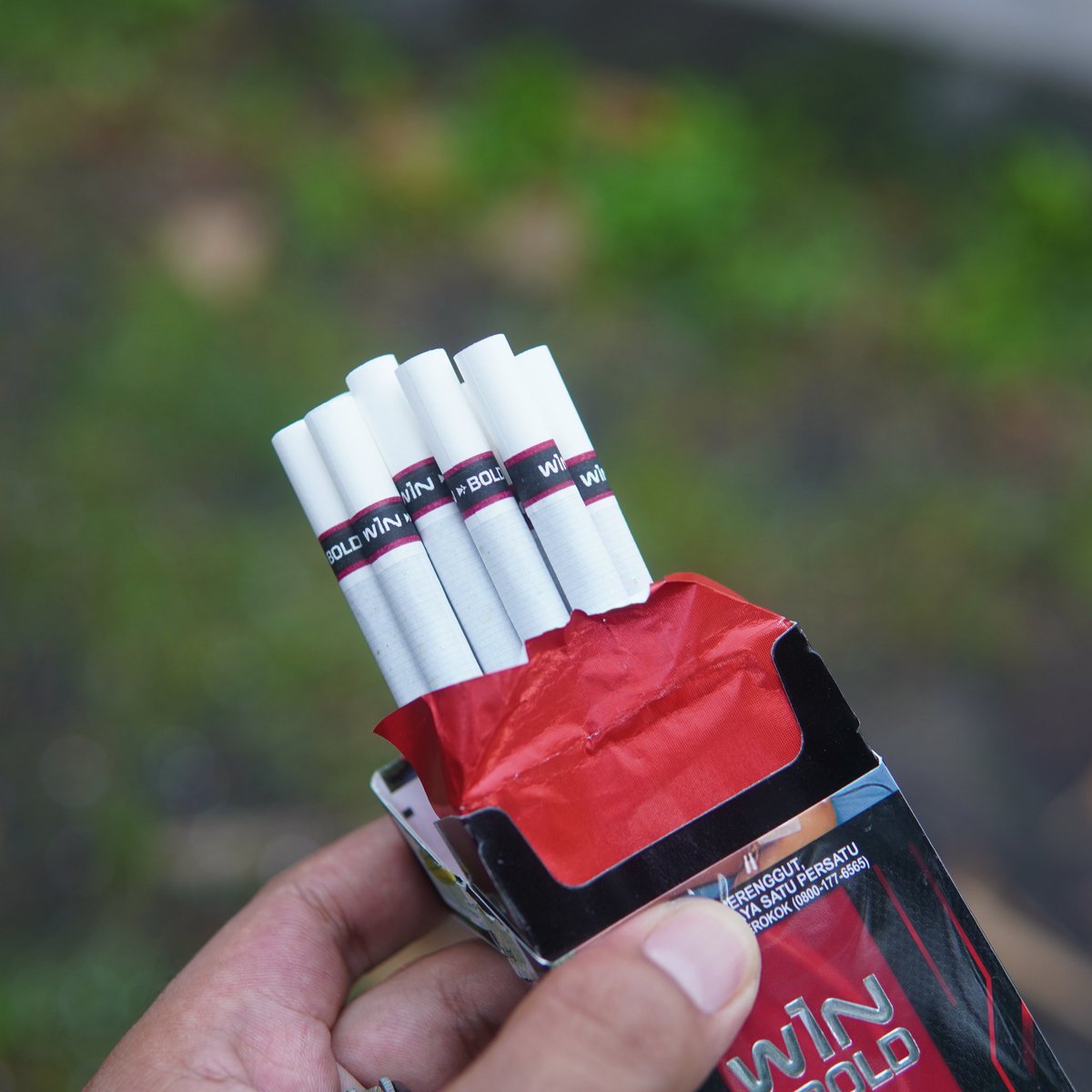 Rokok Indonesia tweet media