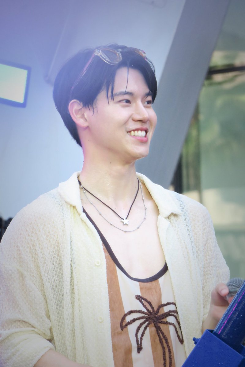 — 𝒓𝒎•. tweet media