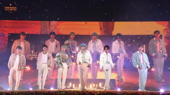 xinxoox's tweet photo. 아미와방탄의유토피아에서 태진아특별게스트됨 https://t.co/UFHi5UsQF9
