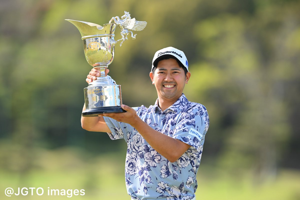 【#東建ホームメイトカップ2026】

#石坂友宏が嬉しいツアー初優勝を達成！
プレーオフにもつれる激闘を制し、涙の初優勝となりました🥳
本当におめでとうございます！

#JGTO 
#東建多度カントリークラブ名古屋
#男子ゴルフ
#開幕戦