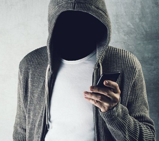 ペテル tweet media