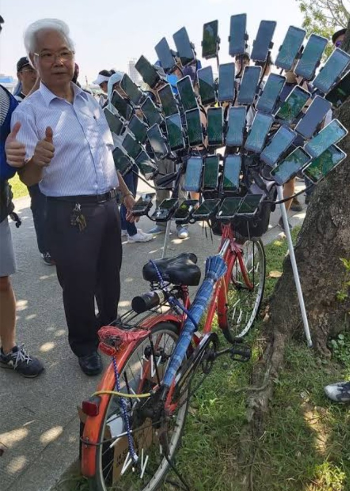 ペテル tweet media