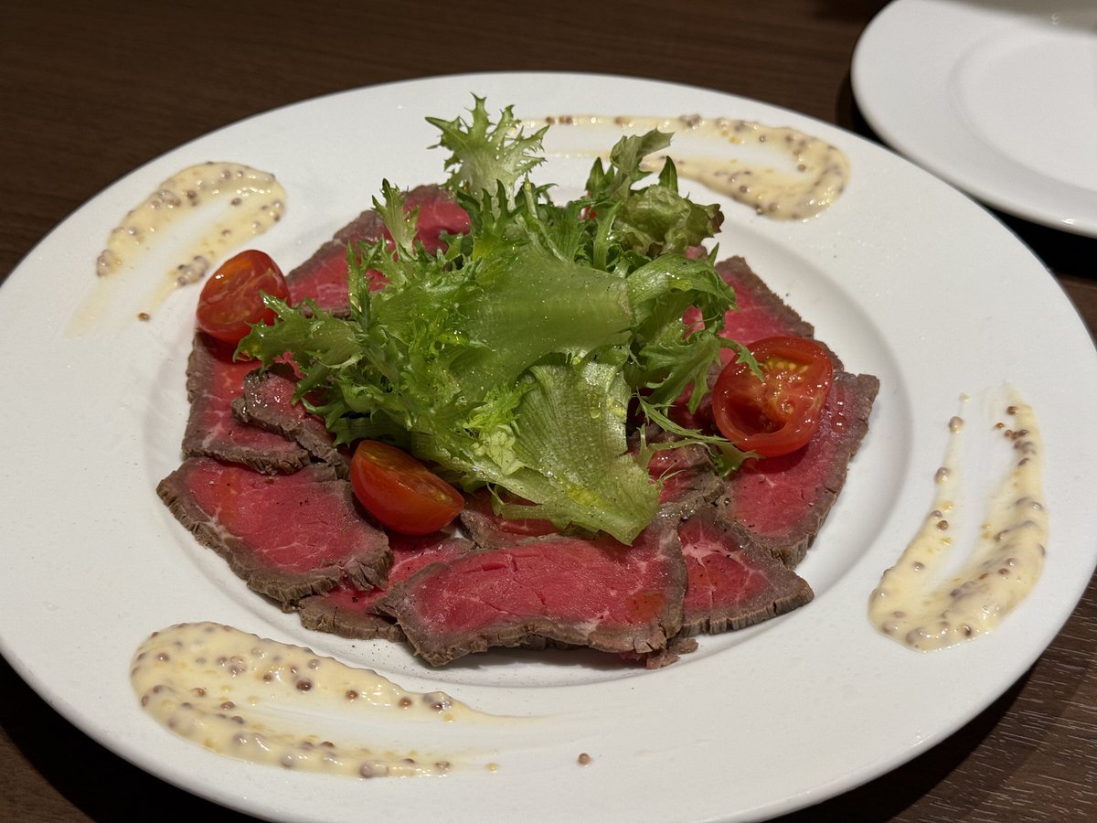 pyxm_'s tweet photo. 付き合って1年の記念のご飯🥂 https://t.co/fGhVSq9XJ8