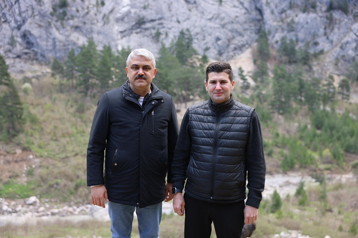 Ali Avan tweet media