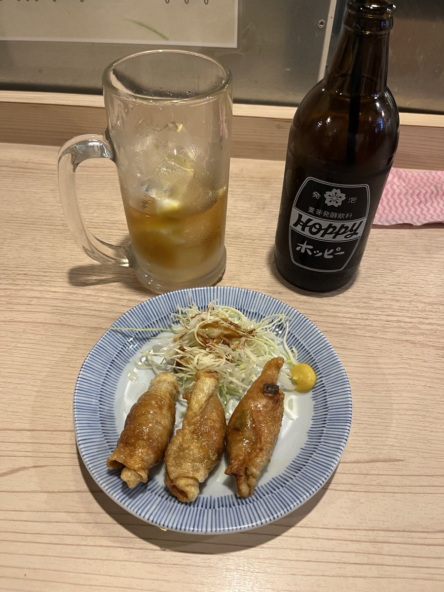 鶏皮餃子🥟美味し^_^盛況で外国人観光客も