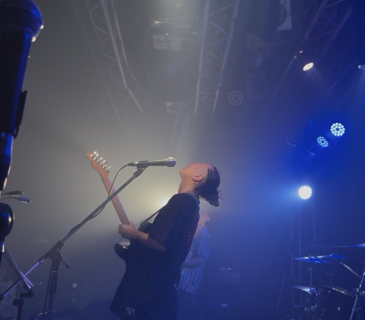 moyashit_rock's tweet photo. 昨日はとても楽しい夜でした。
久し振りに先輩に囲まれた日で、町田の空気を思い出しましたね。
あとTACAくんと機材談議めちゃした笑
あの時こんな感じだったな。いいなぁ。
って思うイベントでした。
祖父江さんありがとうございました。
トモヒロくんもホントにありがとね^^ https://t.co/pKMeI0kUSG
