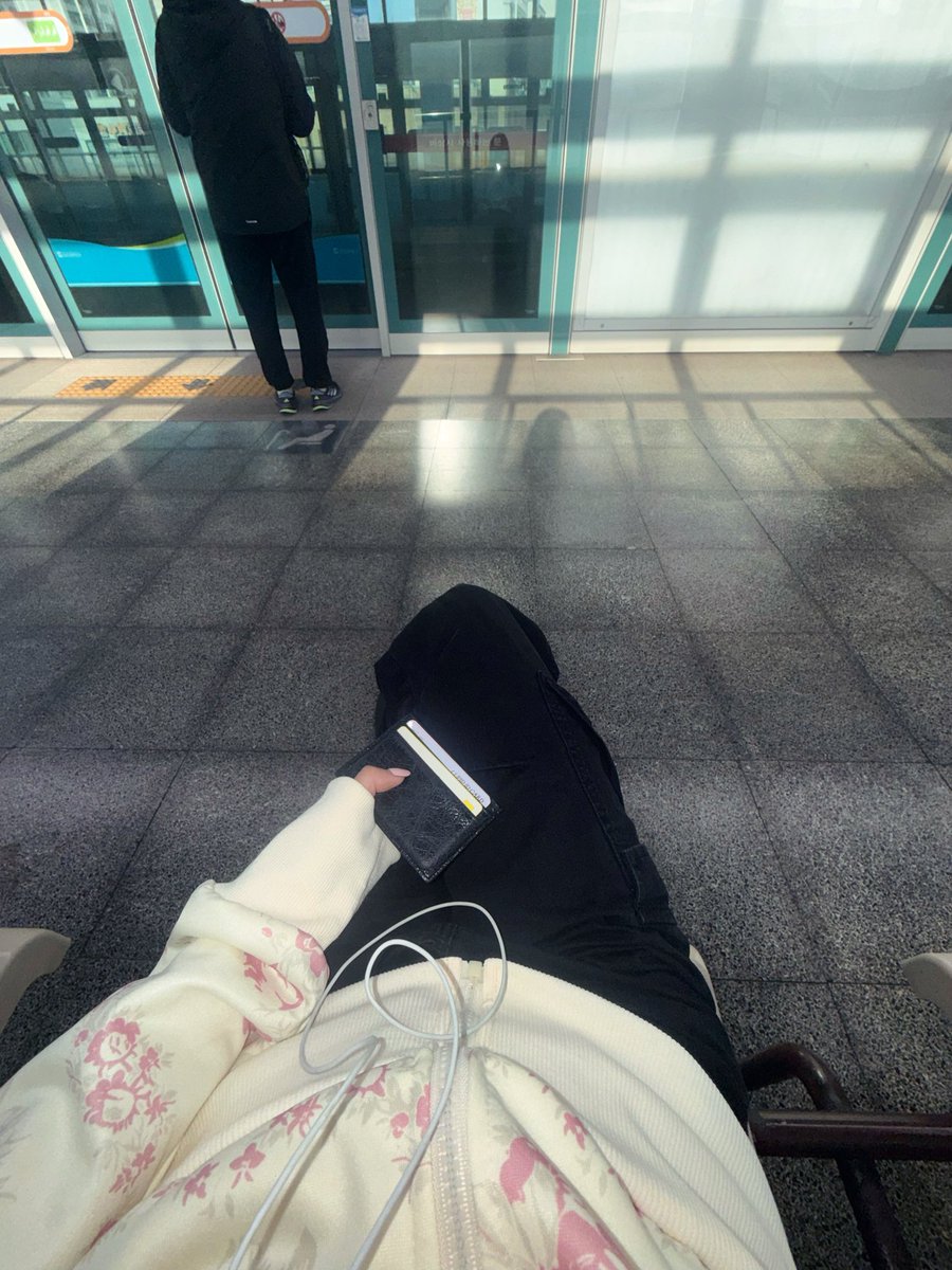 안아줄게… tweet media