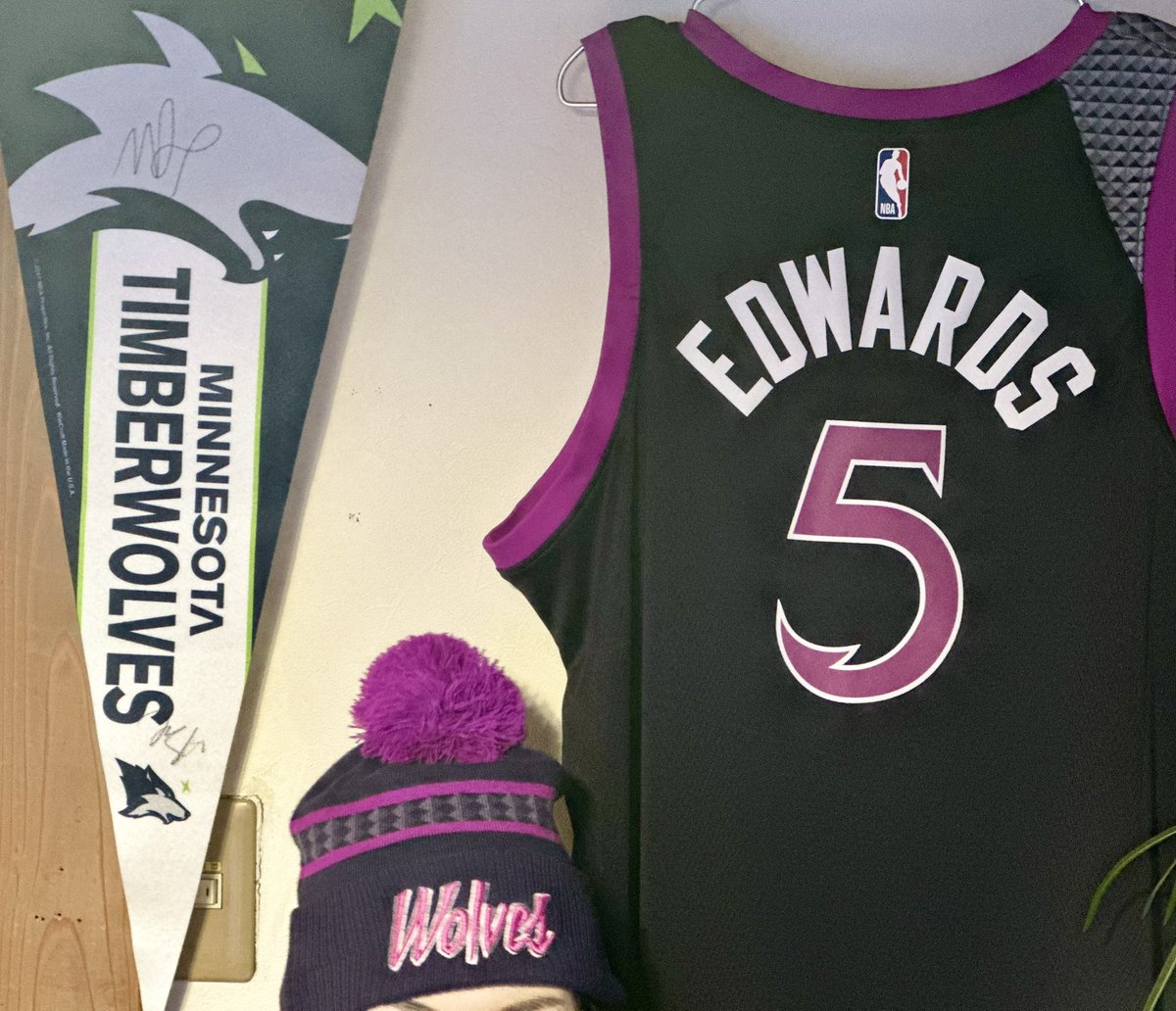 アッカ❸❷🐺💜 tweet media