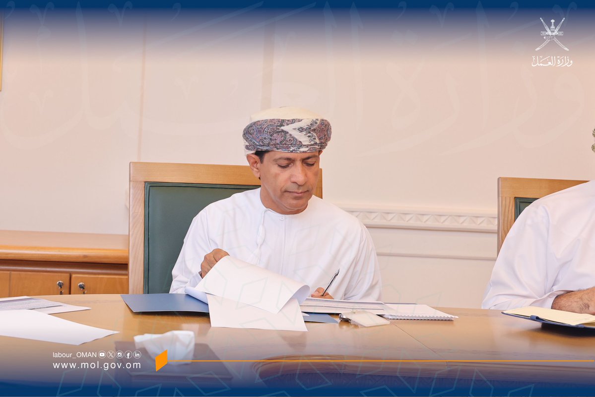وزارة العمل -سلطنة عُمان tweet media