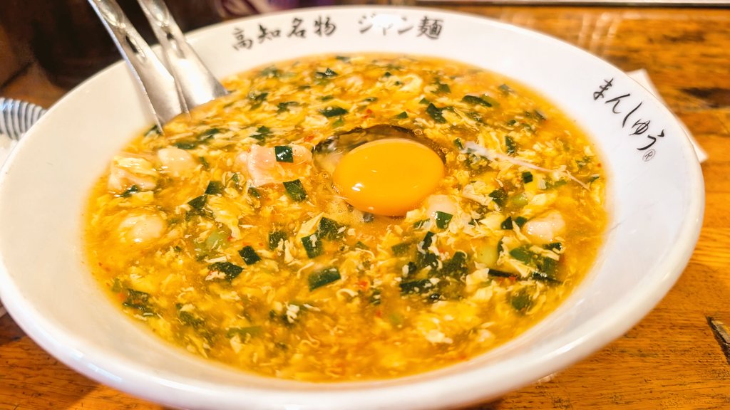 オリバー tweet media