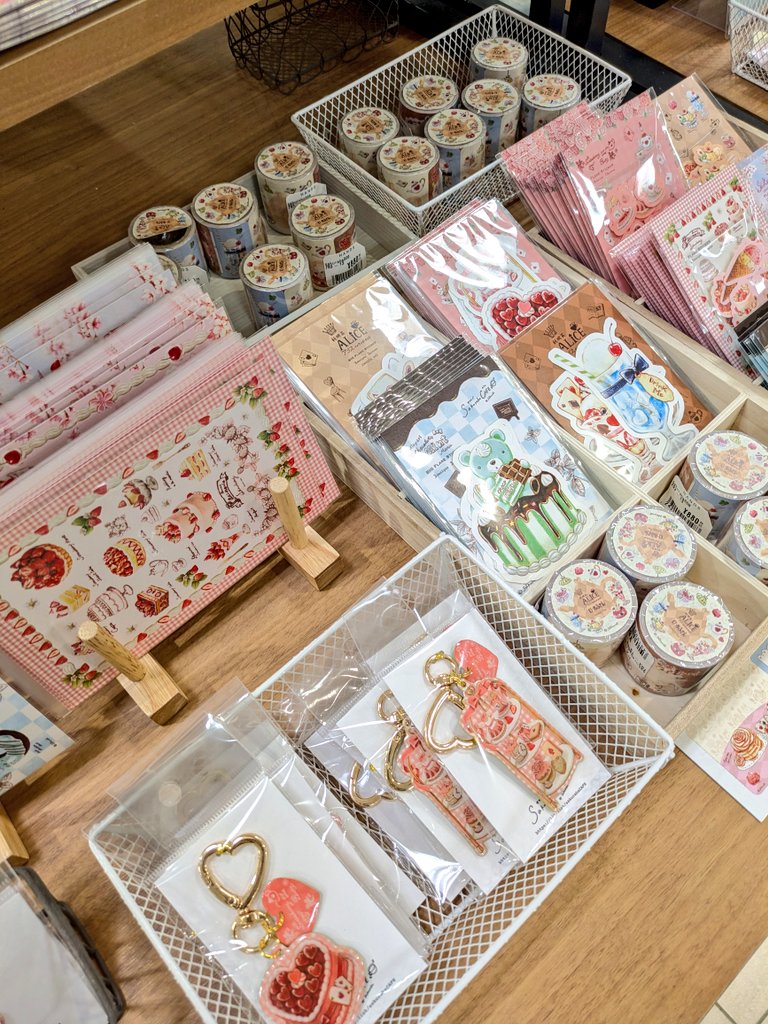 CRES＊ROLL tweet media