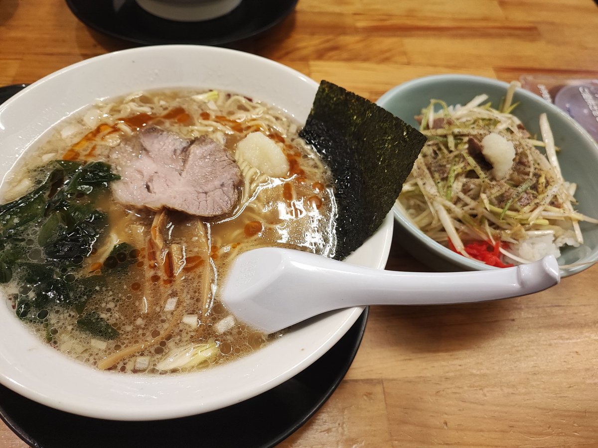 9800000000ms tweet media