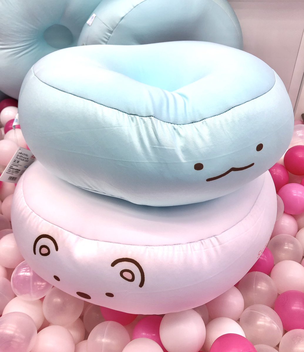 GiGO_Kitami's tweet image. 🌱🌷新プライズ入荷情報🏠🌱

『すみっコぐらし　ビーズクッションＸＬ　プレミアムＤＸ　しろくま・とかげ』

入荷いたしました！🐻‍❄️🦎

#すみっコぐらし
#GiGO
#GiGO北見