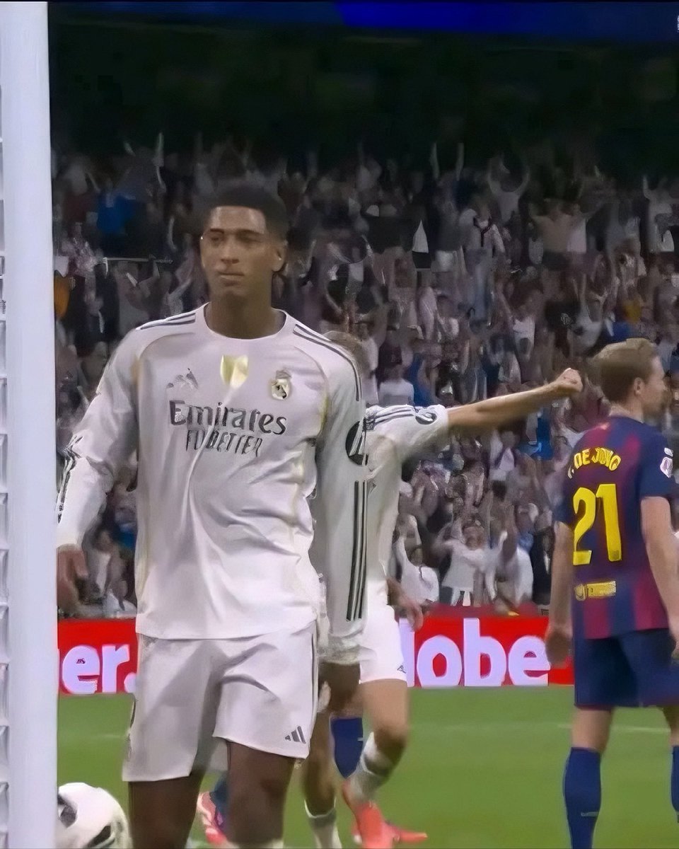 ساخر tweet media