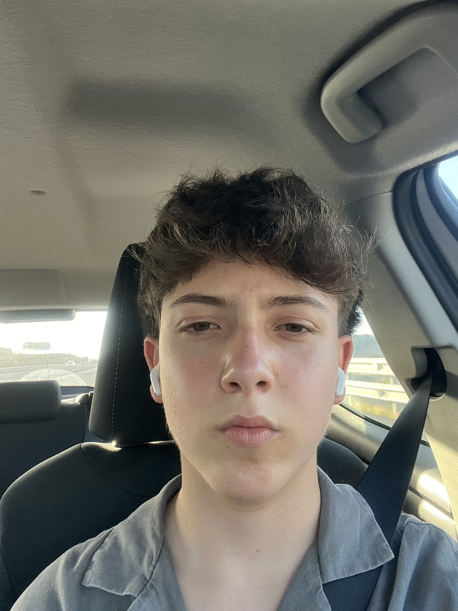 𝖆𝖓𝖉𝖗𝖊𝖘 | AG8 is coming | act iii is coming tweet media