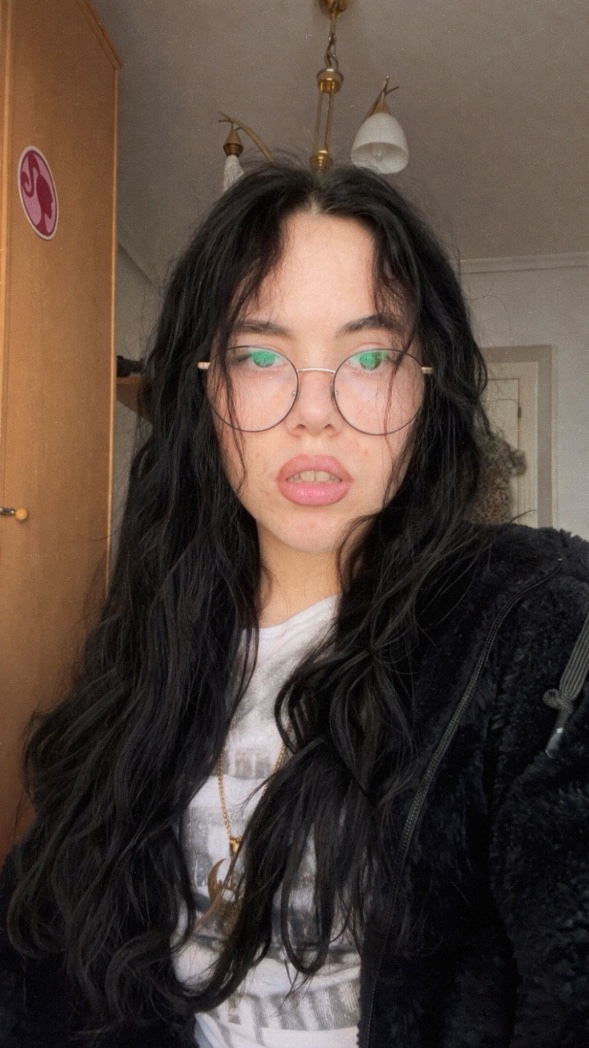 muñekona vampirina ︻╦╤─ tweet media