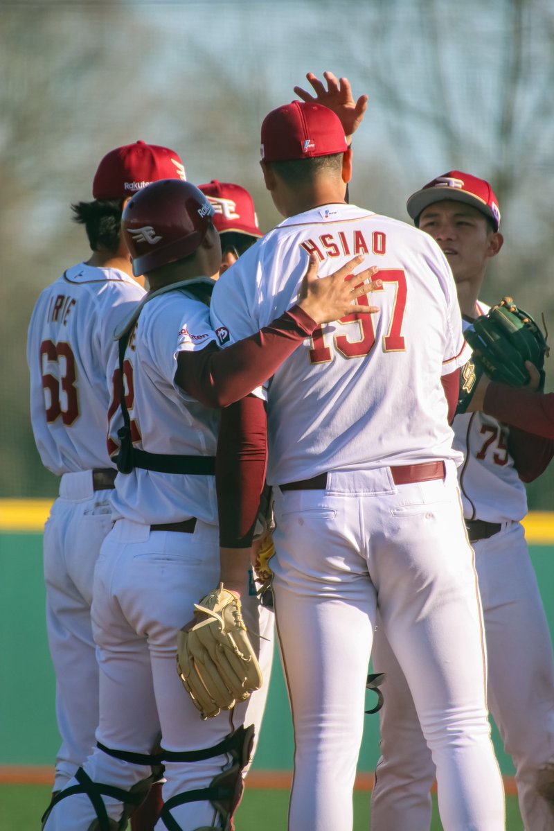 もちもち tweet media