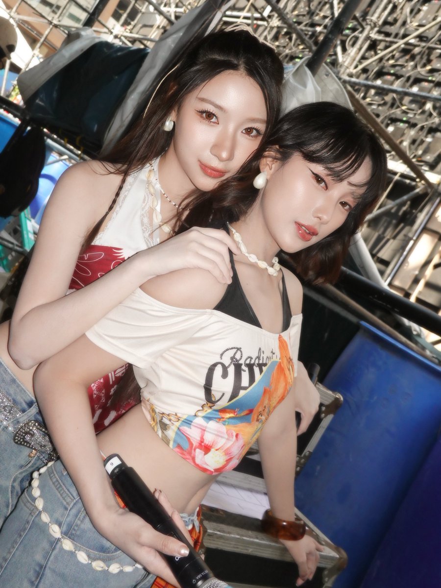 💦🔫 'ปรายฟ้า-บีเบล' น่ารักสดใสต้อนรับสงกรานต์สยามมากๆเลยค่ะ ❤️🧡✨️

#สงกรานต์สยาม2569
#praifahbebell 
#KongThupsArtist