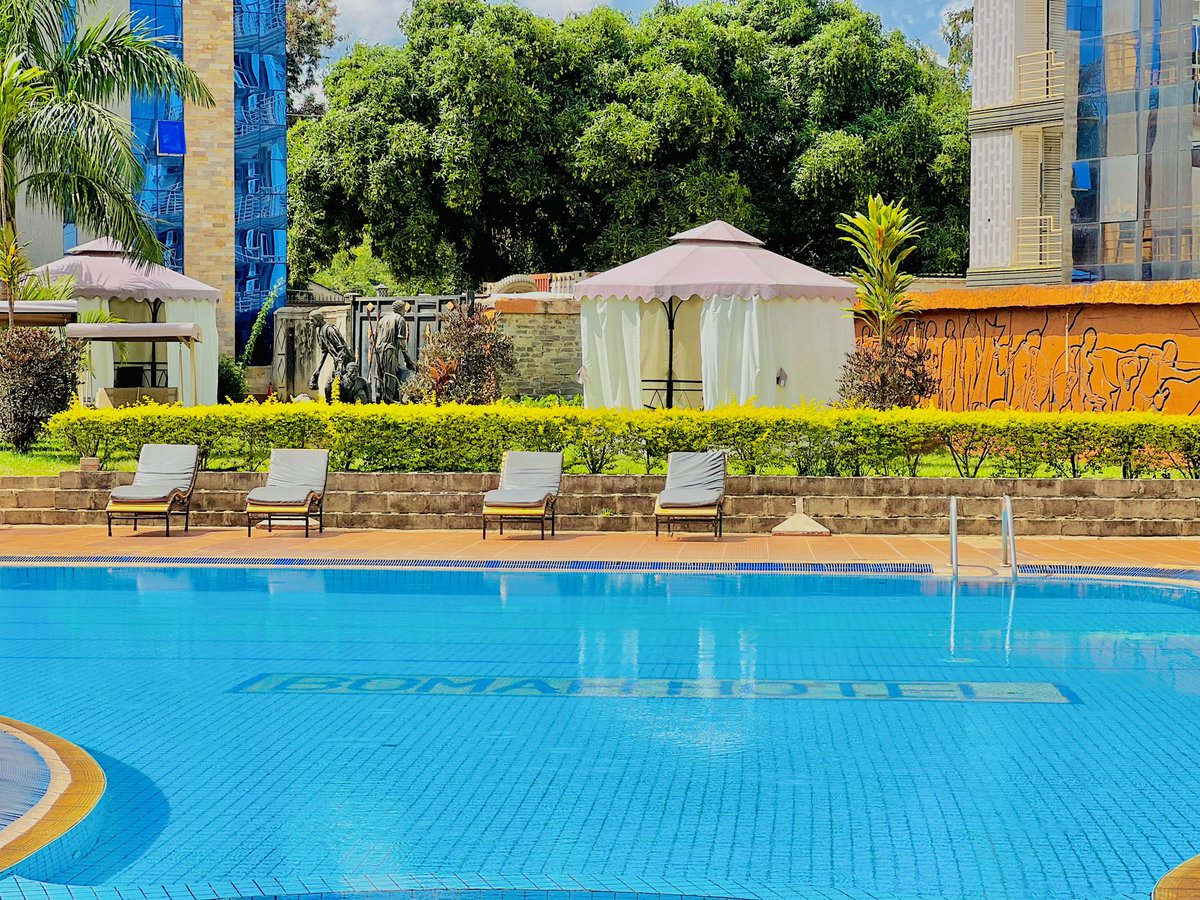 BOMAH HOTEL LTD tweet media