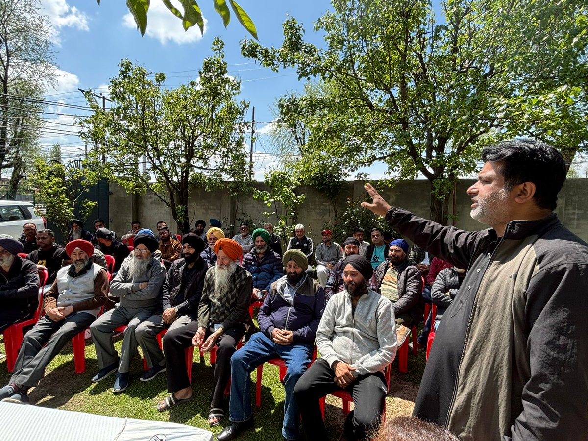 adilrather537's tweet photo. PDP organised a successful public programme at Aloochi Bagh, Srinagar with participation of senior leaders, &amp; local residents.
Grateful to the people, especially the Sikh community, for their support.
Thanks to Mehbooba Mufti Ji for raising the STP issue, leading to relief after https://t.co/fdE3AXBWF6