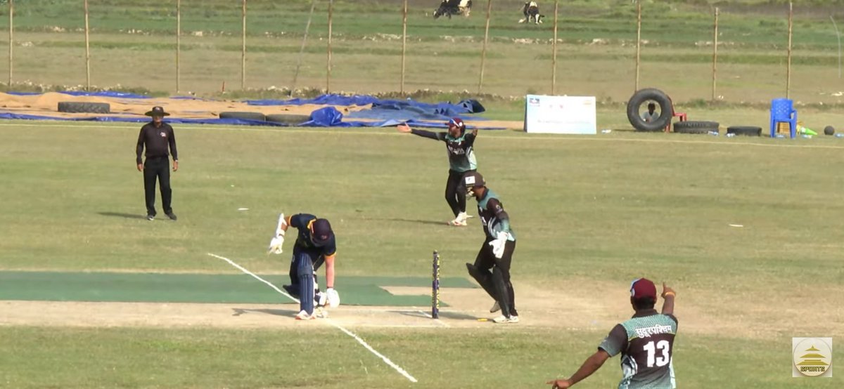 MaharjanSamraat's tweet photo. Gulshan Jha almost touched/stopped the ball. He would have been given handling the ball "OUT". DISASTER avoided.

#PMCUP https://t.co/lyu0p2qvce
