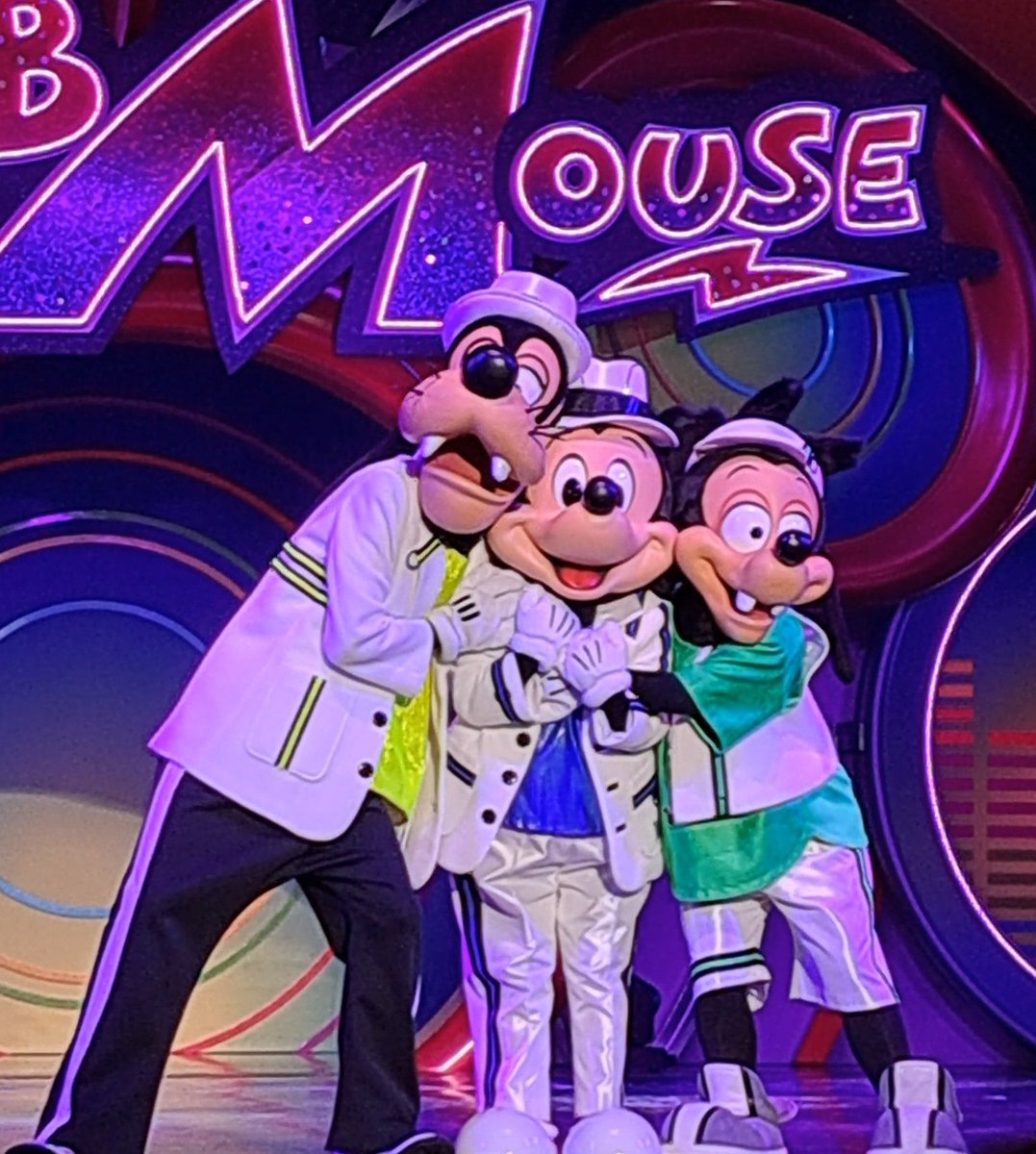 ななみ tweet media