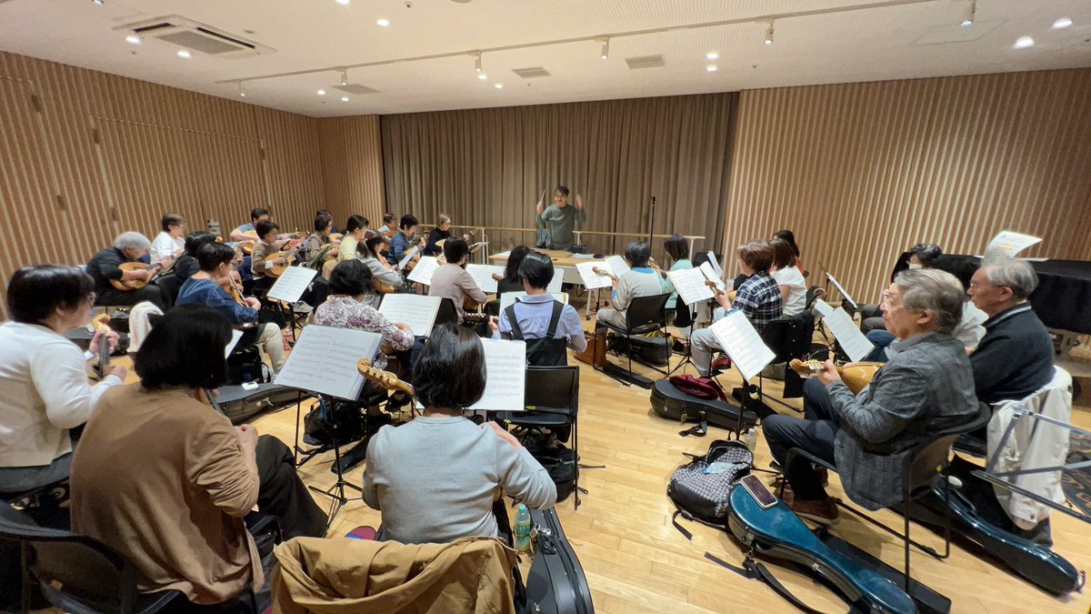 tokyo_mandolin's tweet photo. 【スタッフ更新🎵】

本日は4月２回目のリハーサルでした💪

ドラム＆パーカッションのお二方も参加されて
安定感＆楽しさ盛り盛りです🥁🪇

コンサートのチケット好評発売中です🎟️
ご予約お待ちしております！

2026年5月31日(日)
東京マンドリン・アンサンブルコンサート2026 https://t.co/IMJeMf6RMz