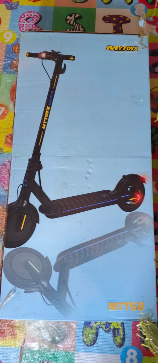 kindvera's tweet photo. MyToy Electric scooters, Enjoy Fast speed, Long Battery life, Bluetooth/Mobile App Locks, Flashlight, Quality materials,strong and durable tire/wheels with Flashing Turn Signals,13-15km Range, 55km/h, Cruise control.
Price : 600k 
Lagos 
Please kindly repost . 
Hello buyer . https://t.co/Hr4QykTle7