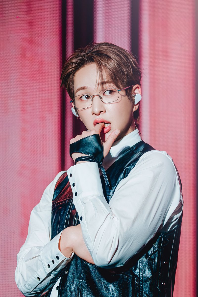 warmspot_onew's tweet image. 260411
#온유 #ONEW