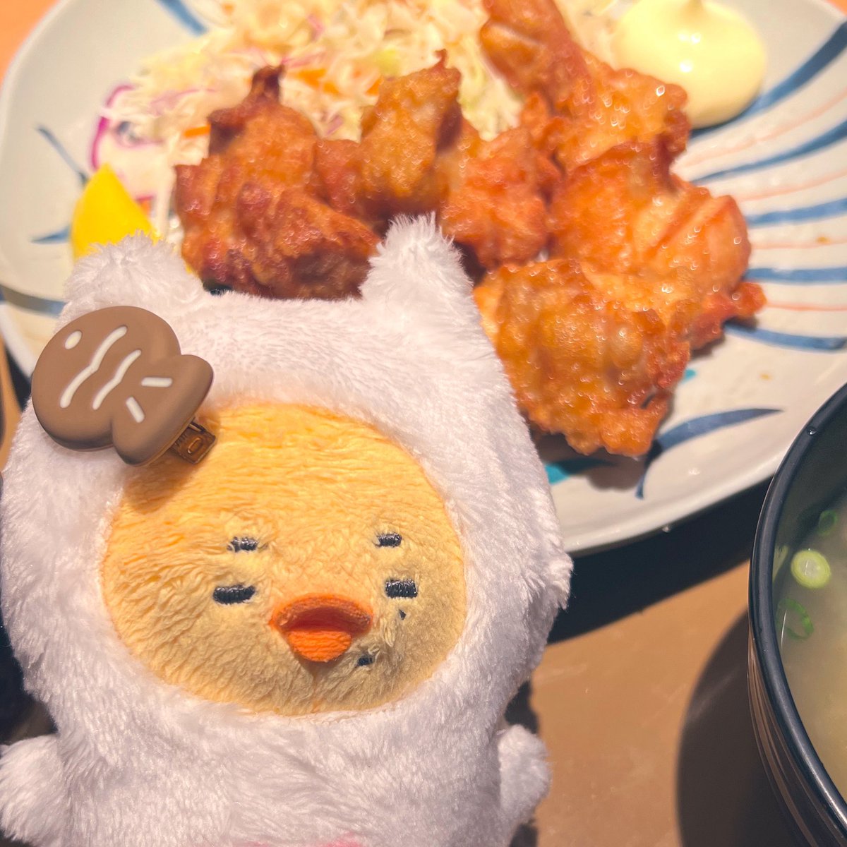 しらたま tweet media