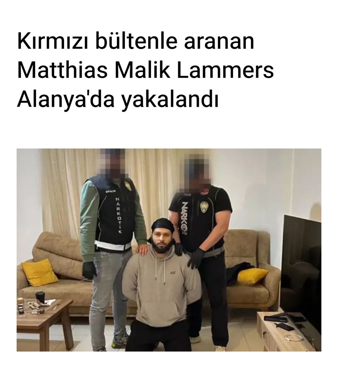 Hamza_ali757's tweet photo. @Muqqawama Adamda cinayet çete uyuşturucu ne ararsan var. Kırmızı bültenle aranıyor gördüğü muamele bu. Ama daha suçluluğu dâhi kanıtlanmamış müslümanlar kafaları aşağıda servis ediliyor. Burda çok açık bir kasıt var... https://t.co/yNAyrbY5aC