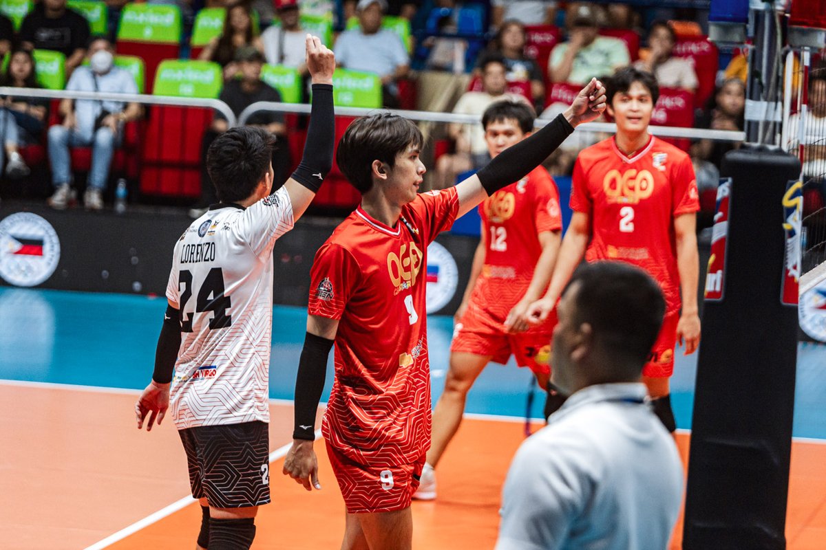 tiebreakertimes's tweet image. Criss Cross overcame AEP-Cabstars in four sets to clinch the final #SpikersTurf2026 Open Conference Finals berth and set up a title clash against Savouge

#ReadMore 👉 tbti.me/s22vvk

📸 Jem Ferrer/Spikers Turf Images