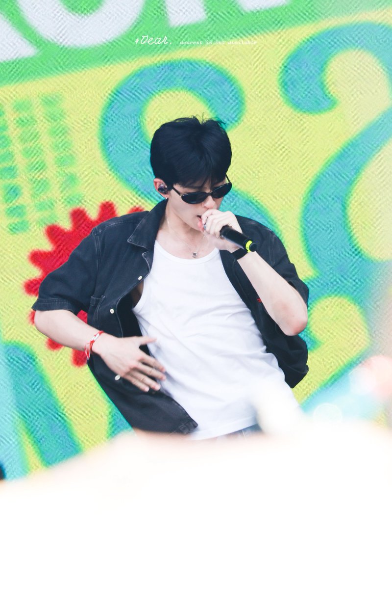 𝑫𝑬𝑨𝑹 tweet media