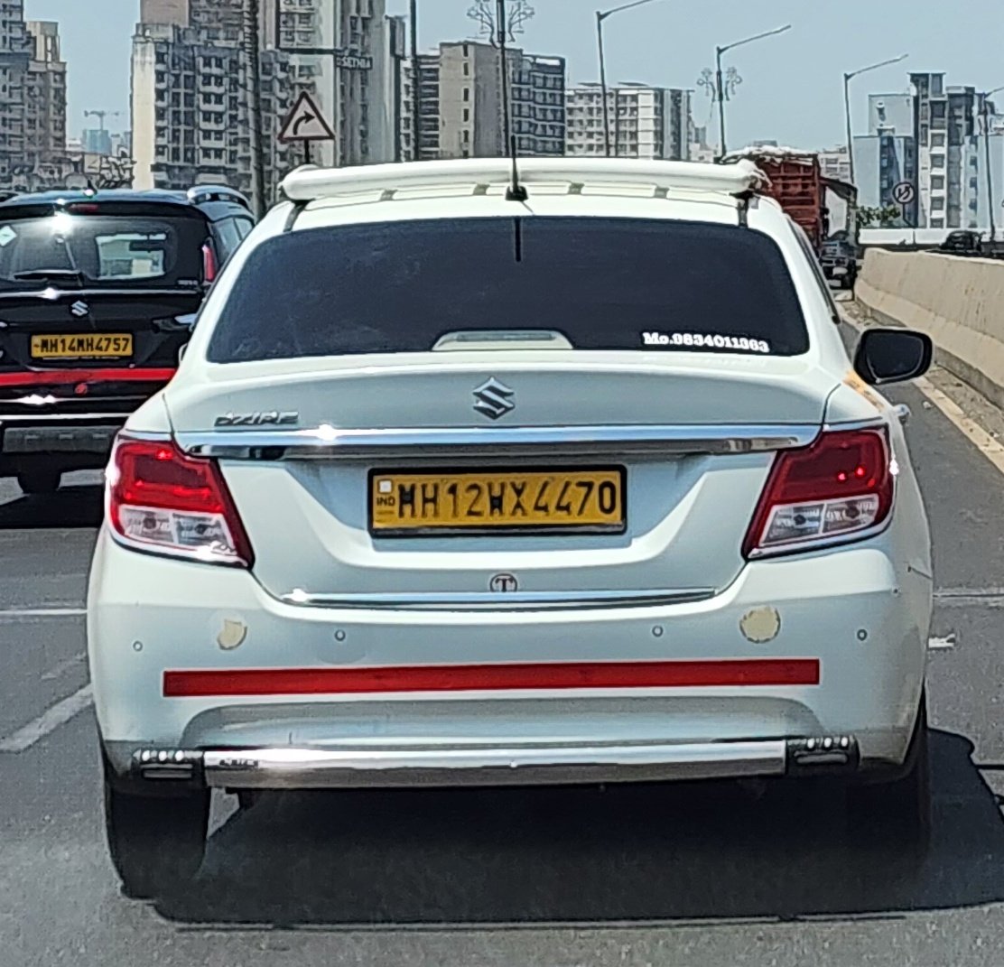 RohitP_Sharma's tweet photo. @MTPHereToHelp How can someone gauge the traffic ahead of such cars. Almost all taxis either have tinted back glasses or cover completely with shades. Sudden breaks or stoppage will not allow the vehicle behind to react. https://t.co/0LrOeECJnE