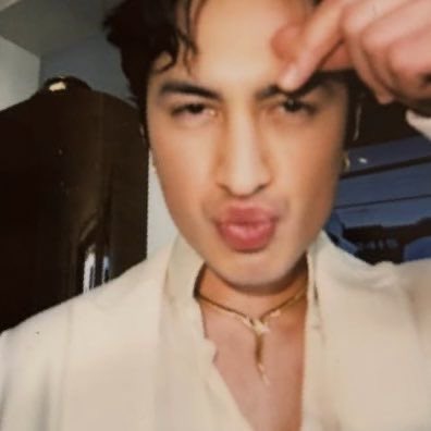 zahra 🍮 tweet media