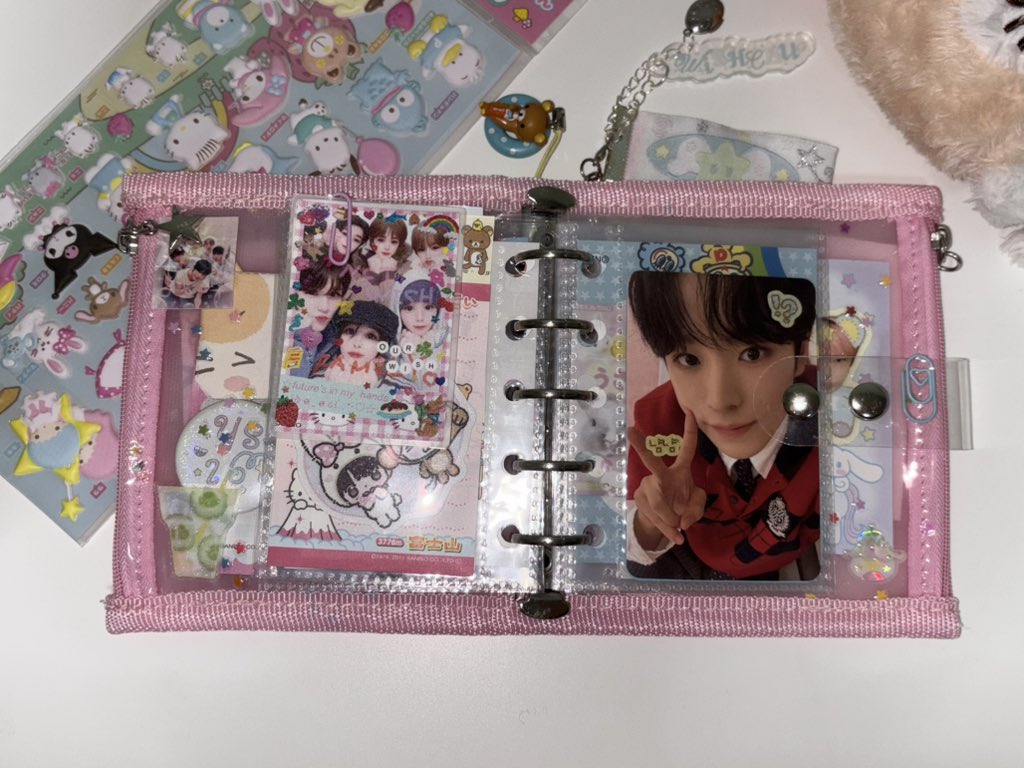 비비 tweet media