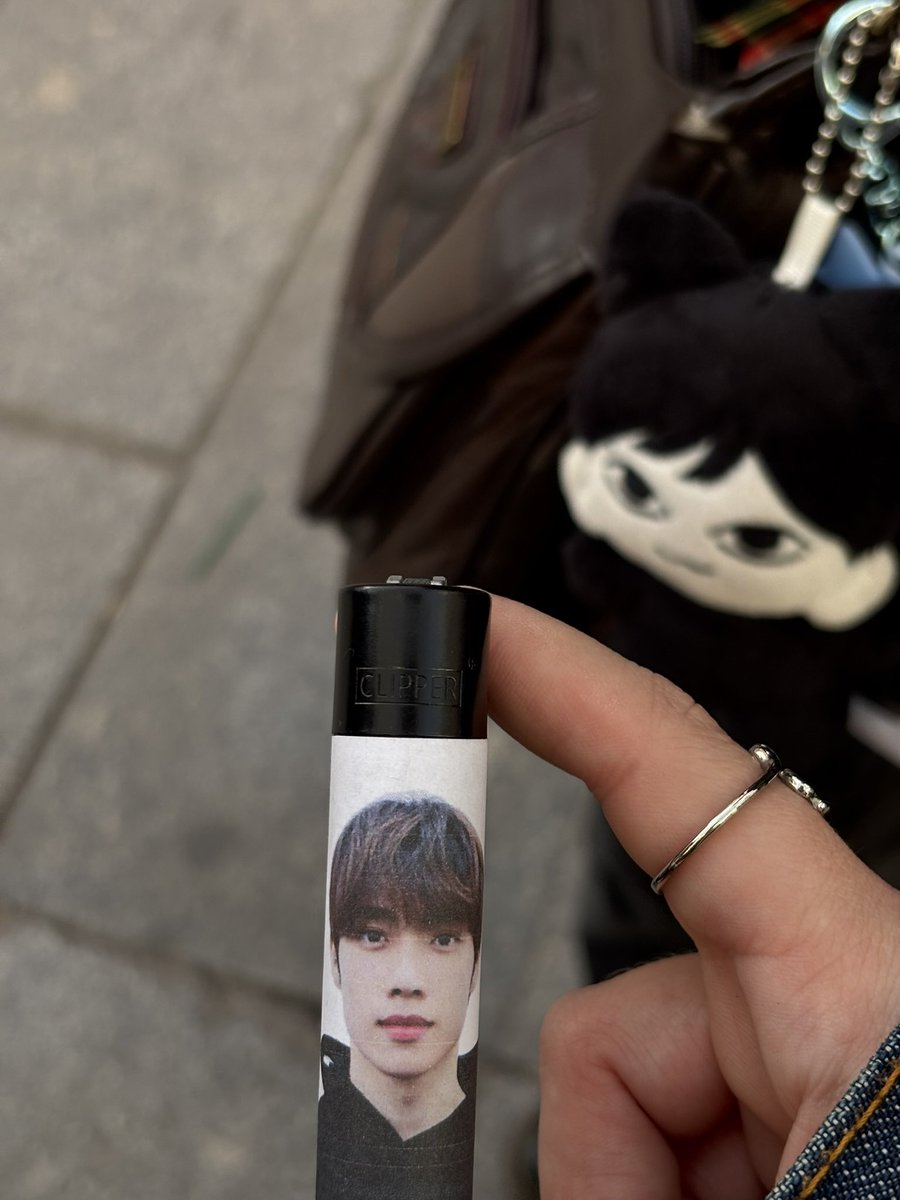 tri ໒꒱ tweet media