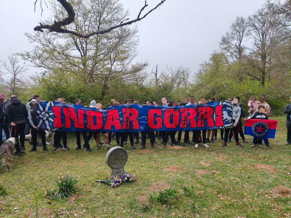 19IndarGorri87's tweet photo. ARANTZA ETA IBAN, 25 URTE GURE BIHOTZETAN https://t.co/hjiu2Ocpvt
