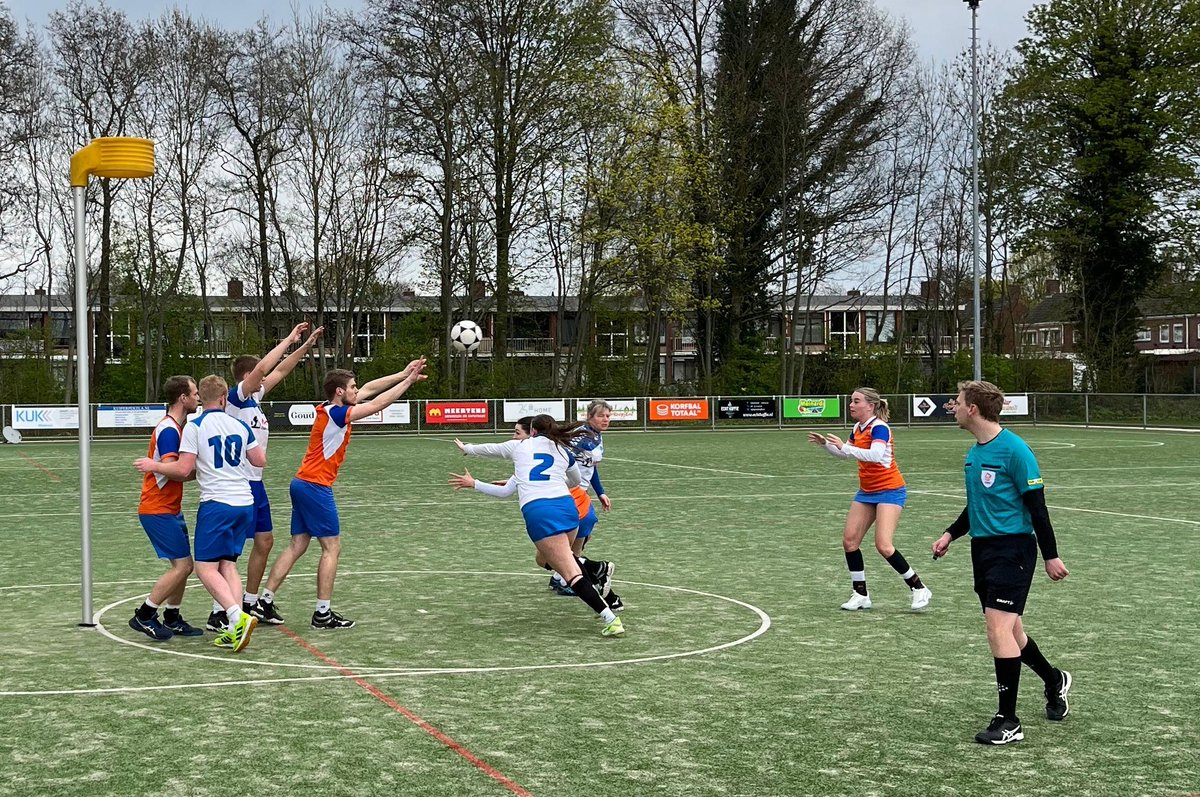 dwa_argo's tweet photo. DWA/Argo pakt twee belangrijke punten in Oude Pekela. WSS wordt na een ruststand van 5-6 met 10-12 verslagen en naar de laatste plaats verwezen. Zie verslag op https://t.co/86LPSeCuW9 https://t.co/68QStf5LQT