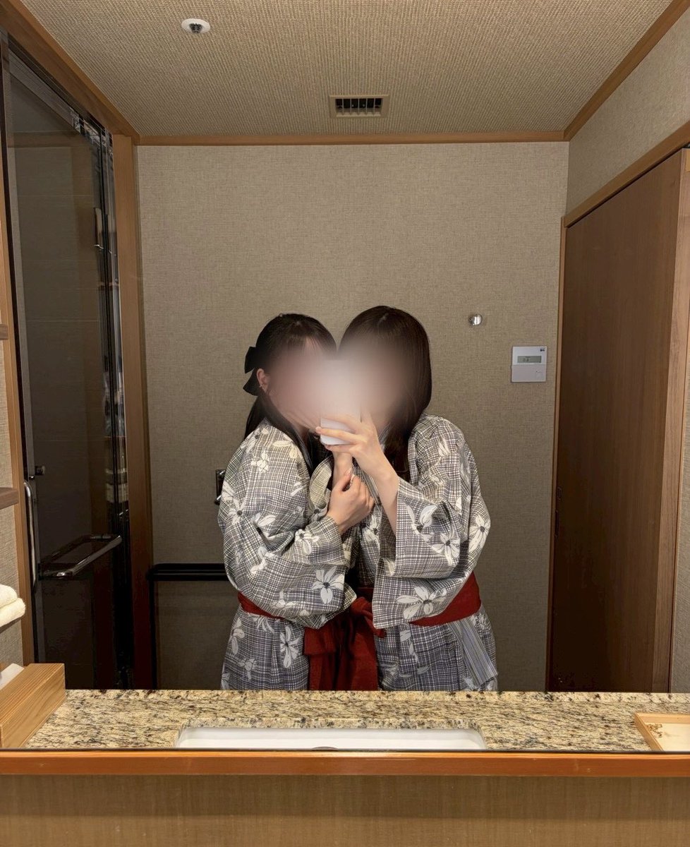 51o_o5's tweet photo. 誕生日お祝いしてくれた✨
たくさん考えてくれてありがとう😿♡ https://t.co/0dAXqxUtVk