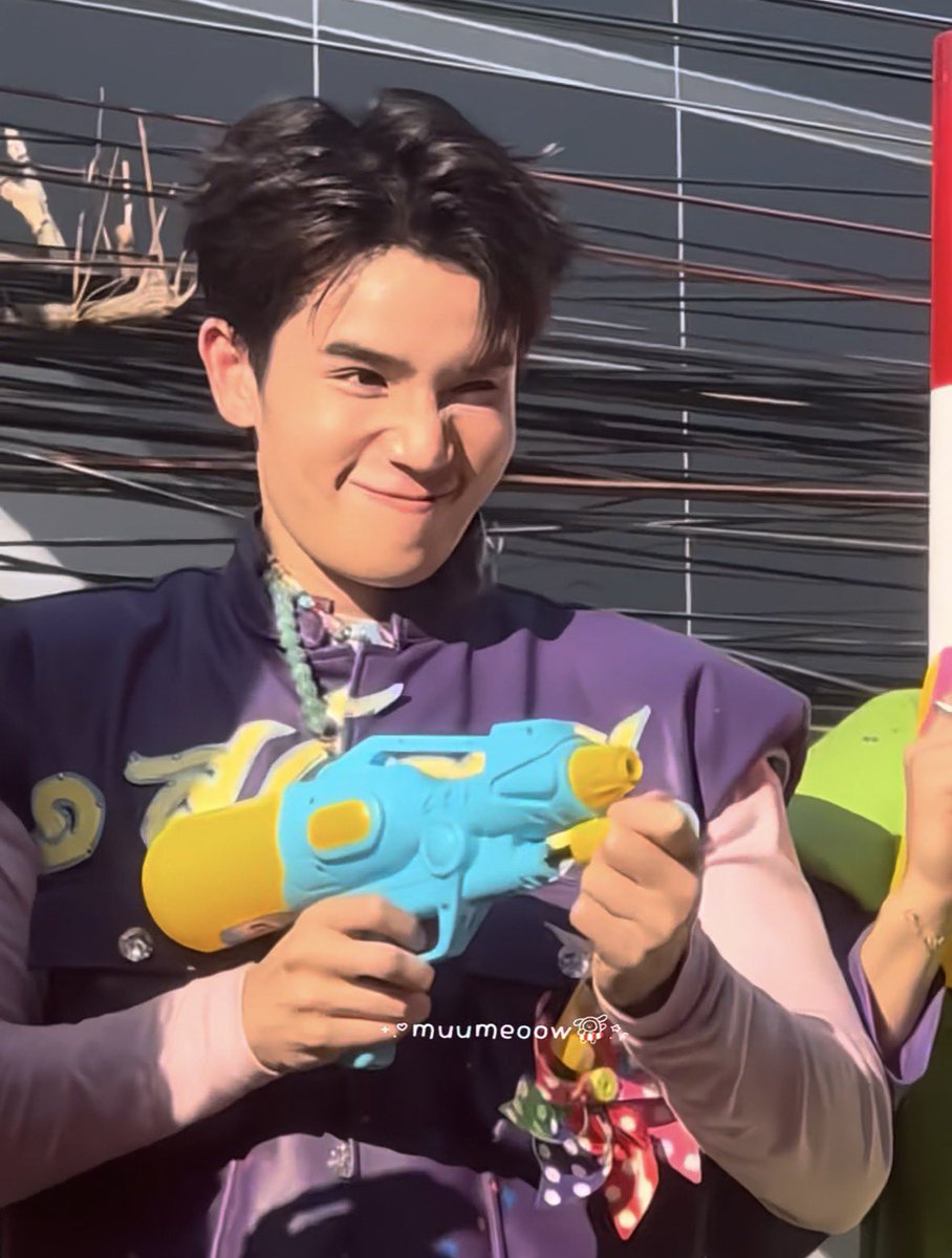 .∧ ,,, ∧              *🫧.•
(  ̳• ｡ • ̳)         .🫧°. 🫧*
/    づ/̵͇̿̿/'̿'̿ ̿ ̿̿ ̿̿ ̿̿ °🫧+.🫧.°