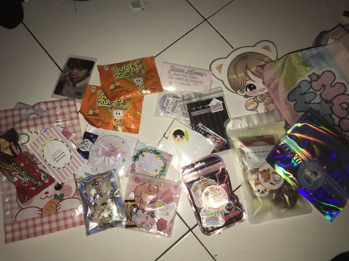 cha (• ˕ •マ.ᐟ tweet media