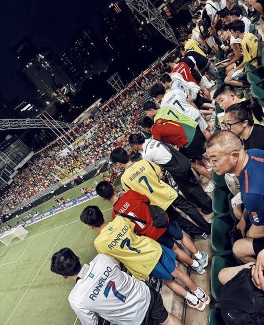 ديسلر tweet media