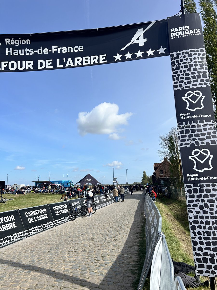 Suns out, winds light perfect day for it <a href="/parisroubaix/">Paris-Roubaix Hauts-de-France</a>