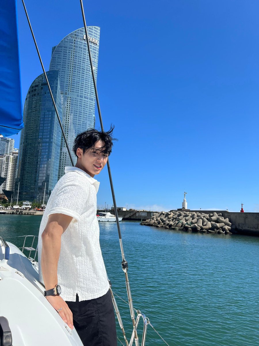 ᨳ imaor ഒ tweet media