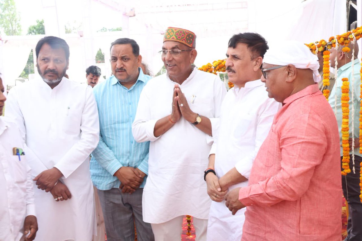 Vijay Bahadur Pathak tweet media