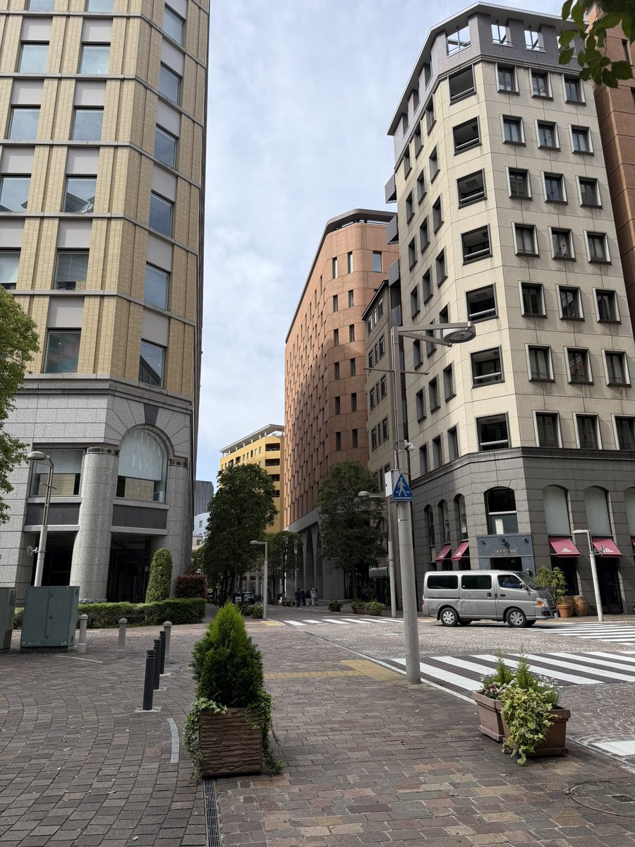 ユーリ tweet media