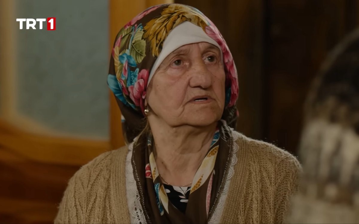 •Sim• tweet media